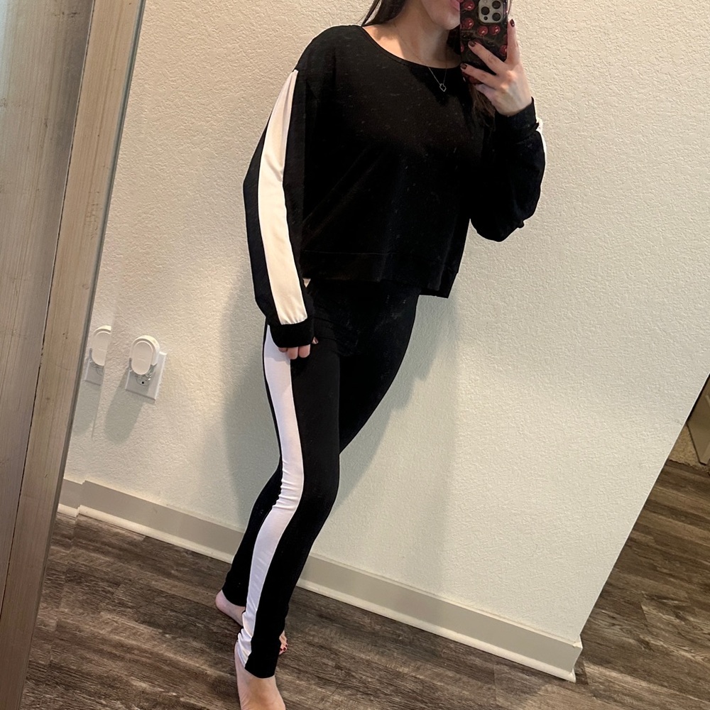 Black and White Women's pant set